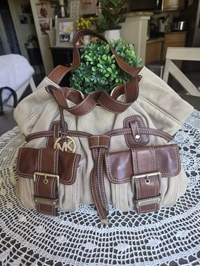 Michael Kors VTG. Drawstring Converse Sh.Bag. 💛🧡